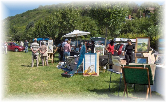 Les exposants sous le soleil