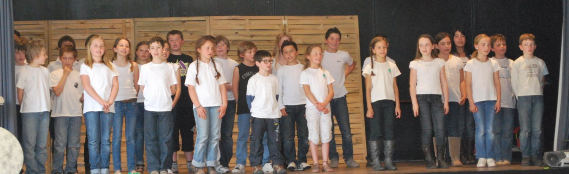 Spectacle de l'école de Vétheuil 2012